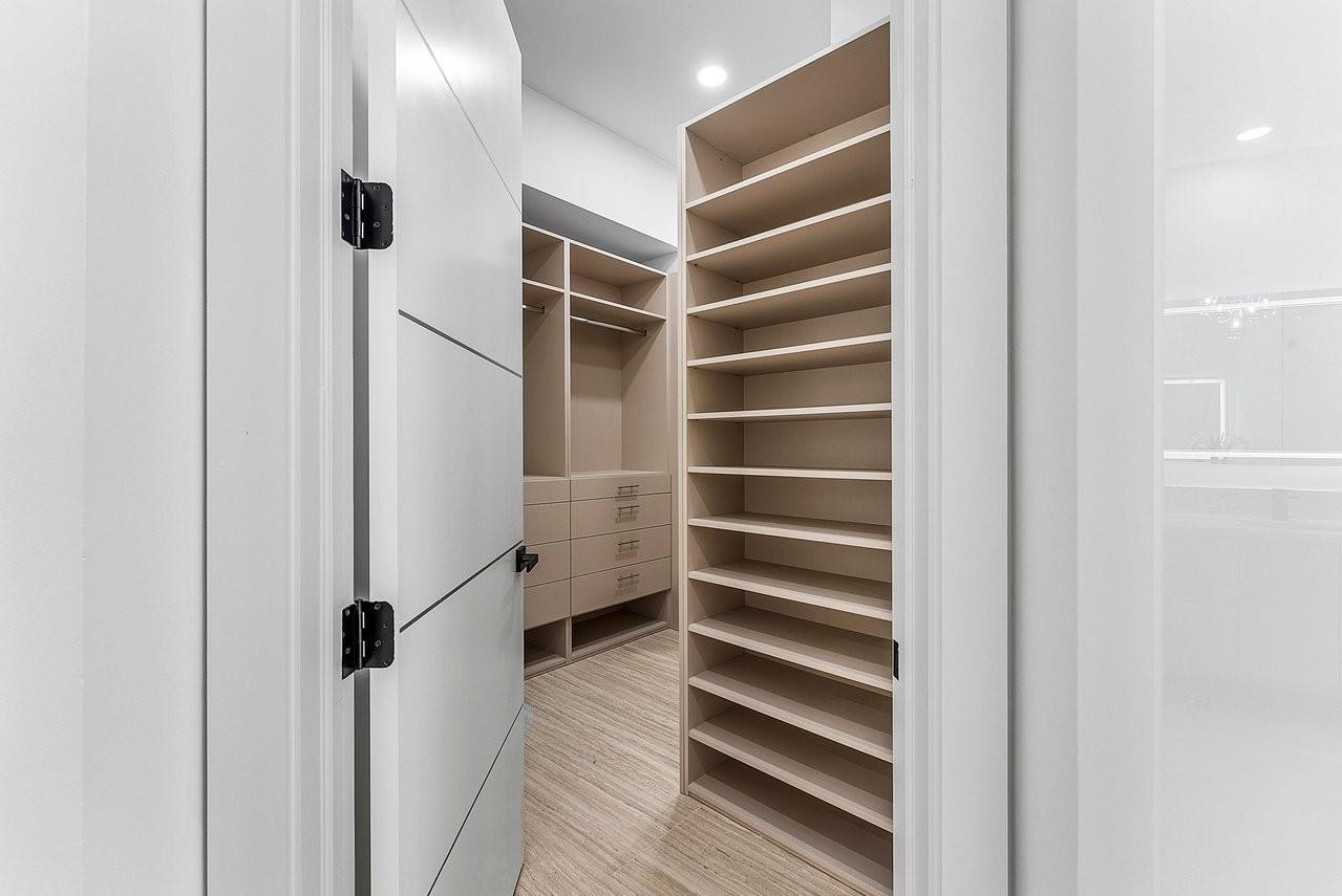 17849 Villa Club Way