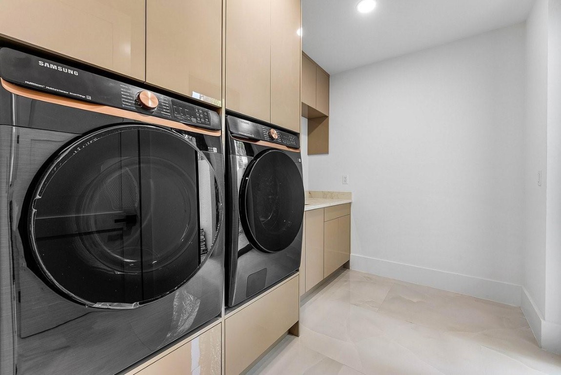 17849 Villa Club Way