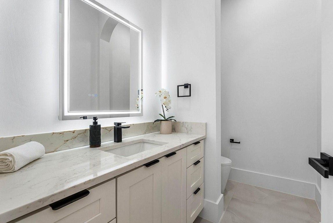 17849 Villa Club Way