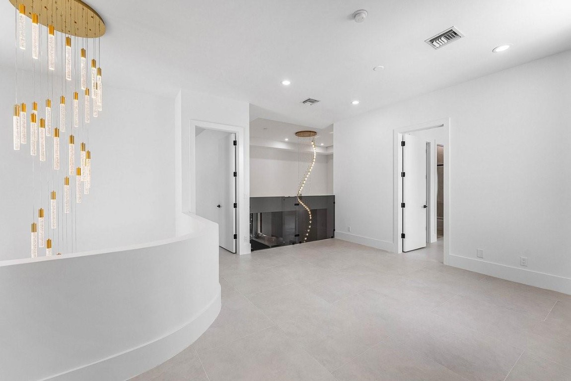 17849 Villa Club Way