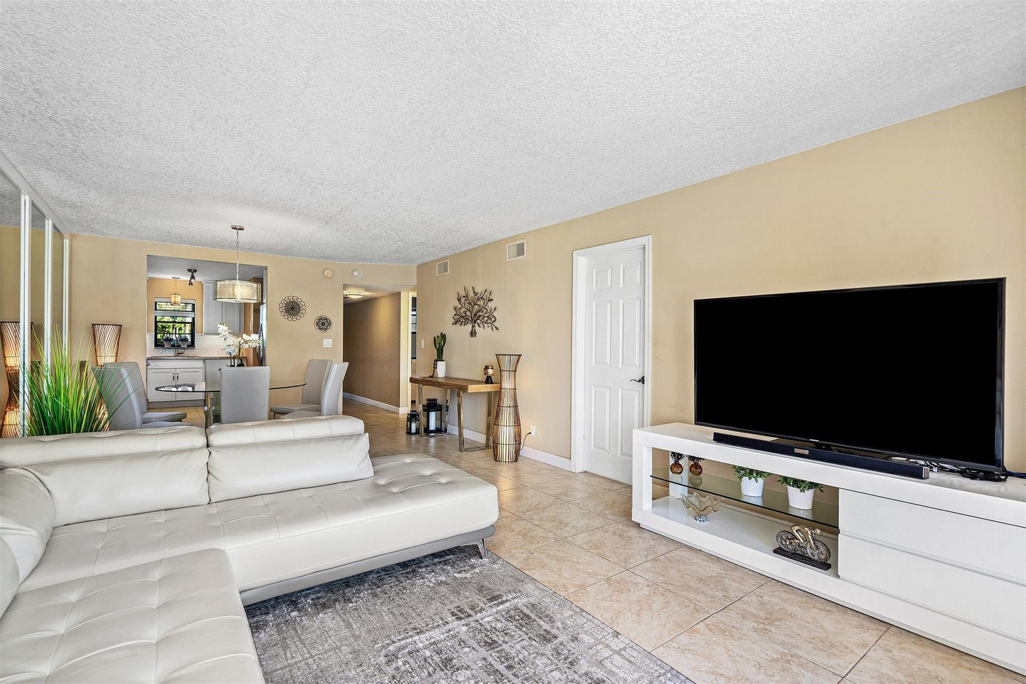 2440 Deer Creek Country Club Boulevard 111C