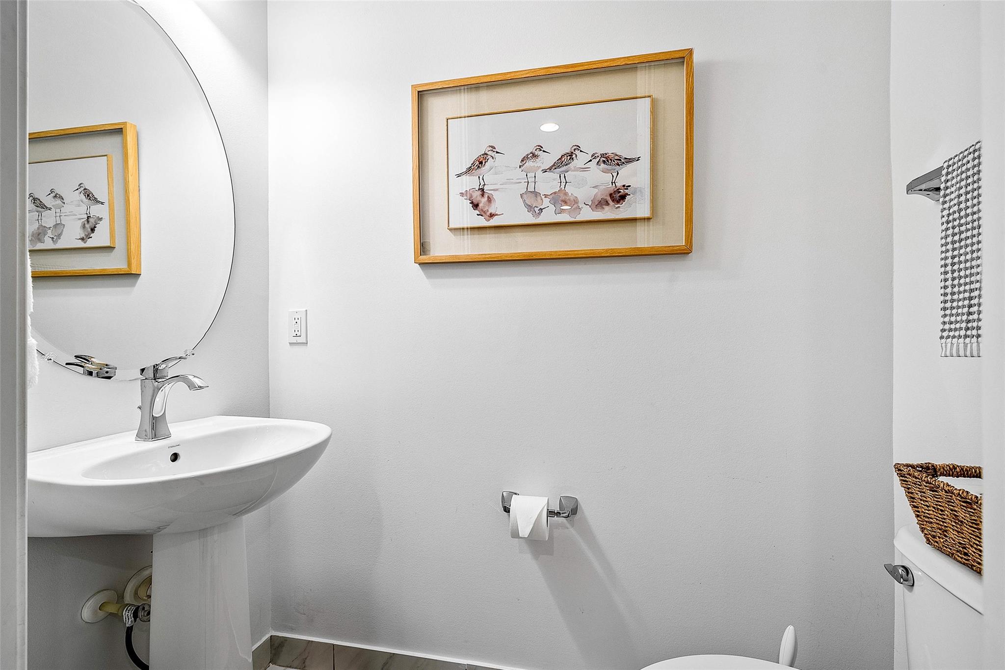 608 Windward Circle S