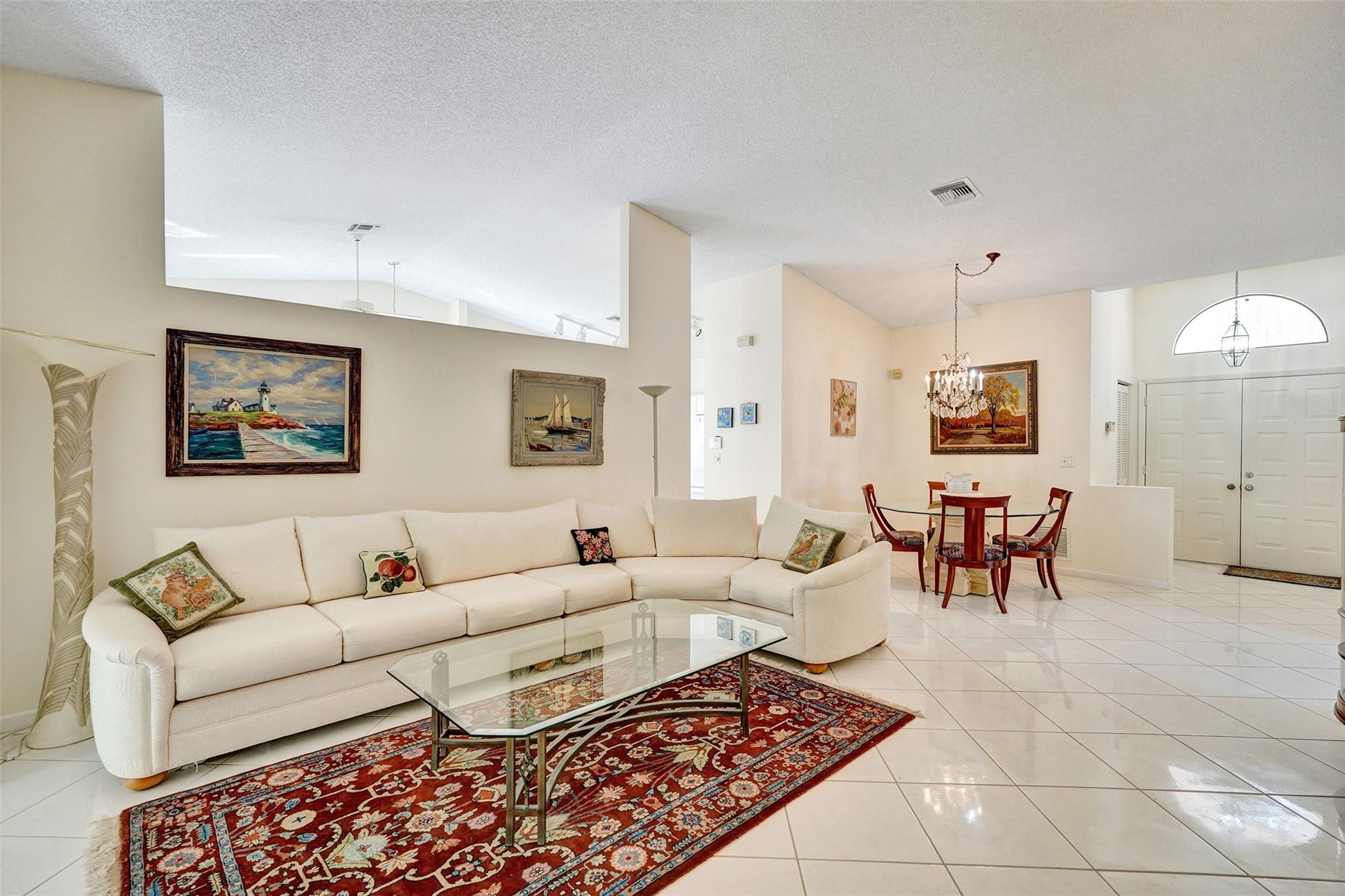 8860 Boatswain Dr