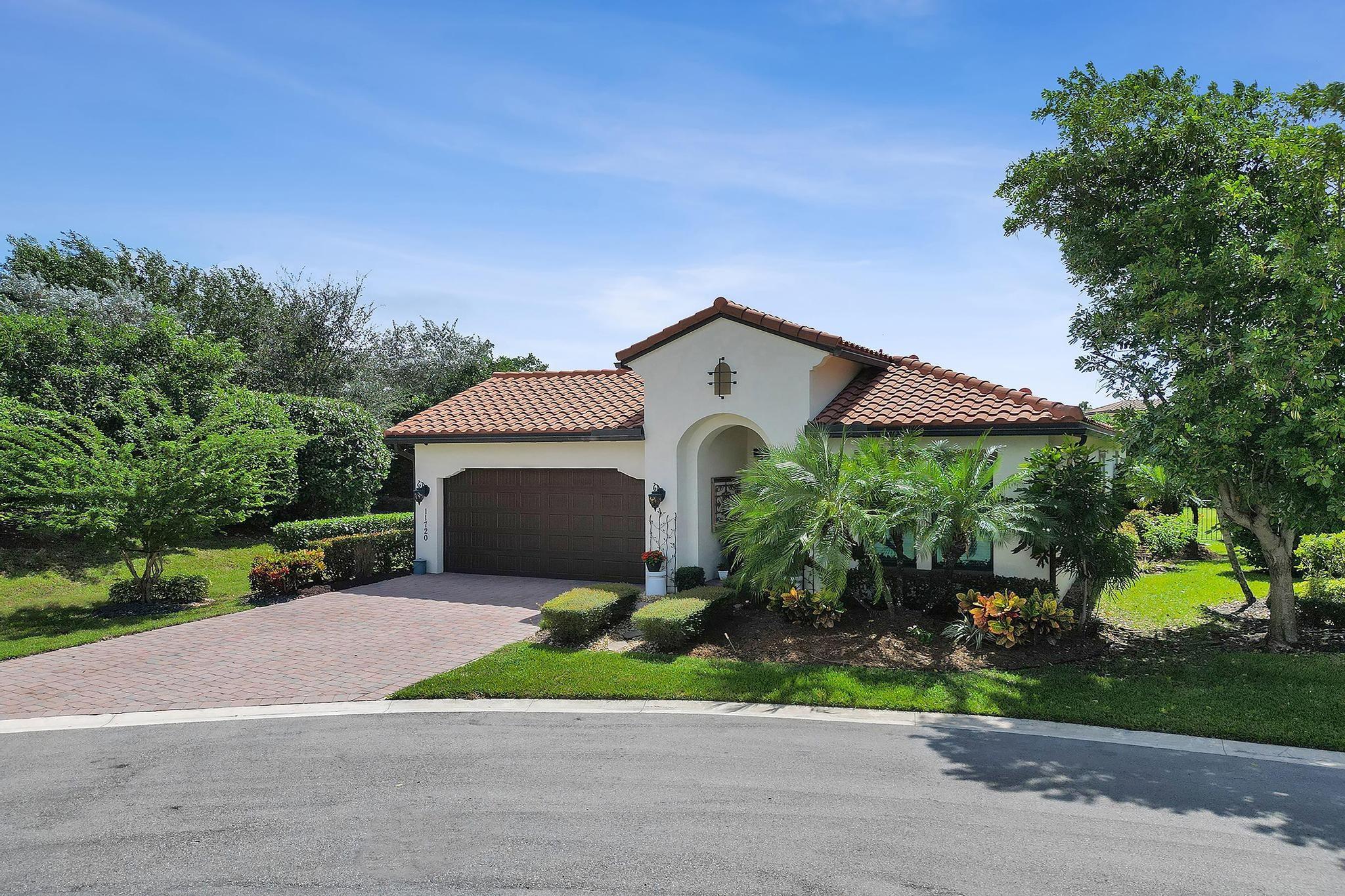 11720 Eastlake Ct