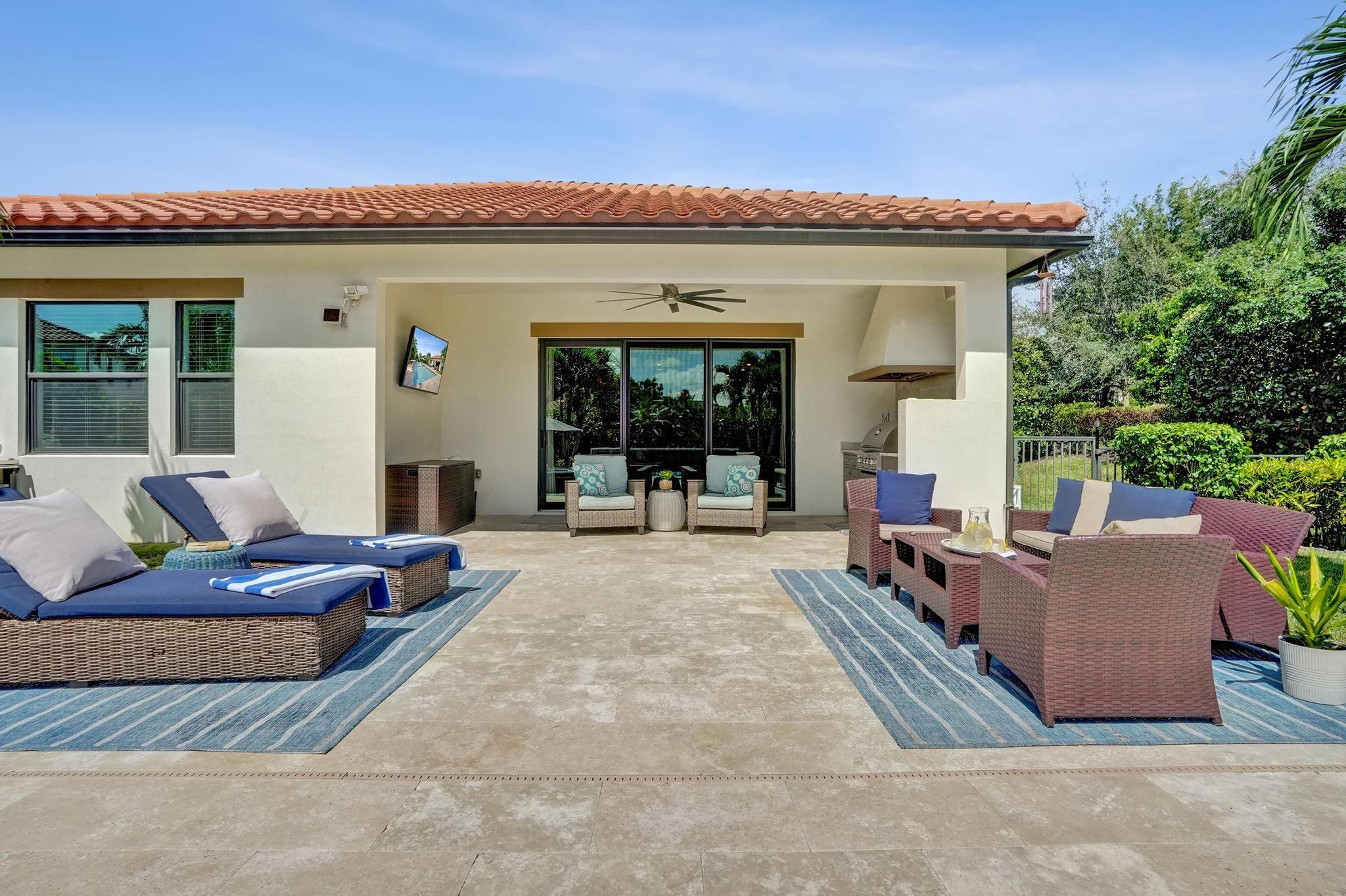 11720 Eastlake Ct
