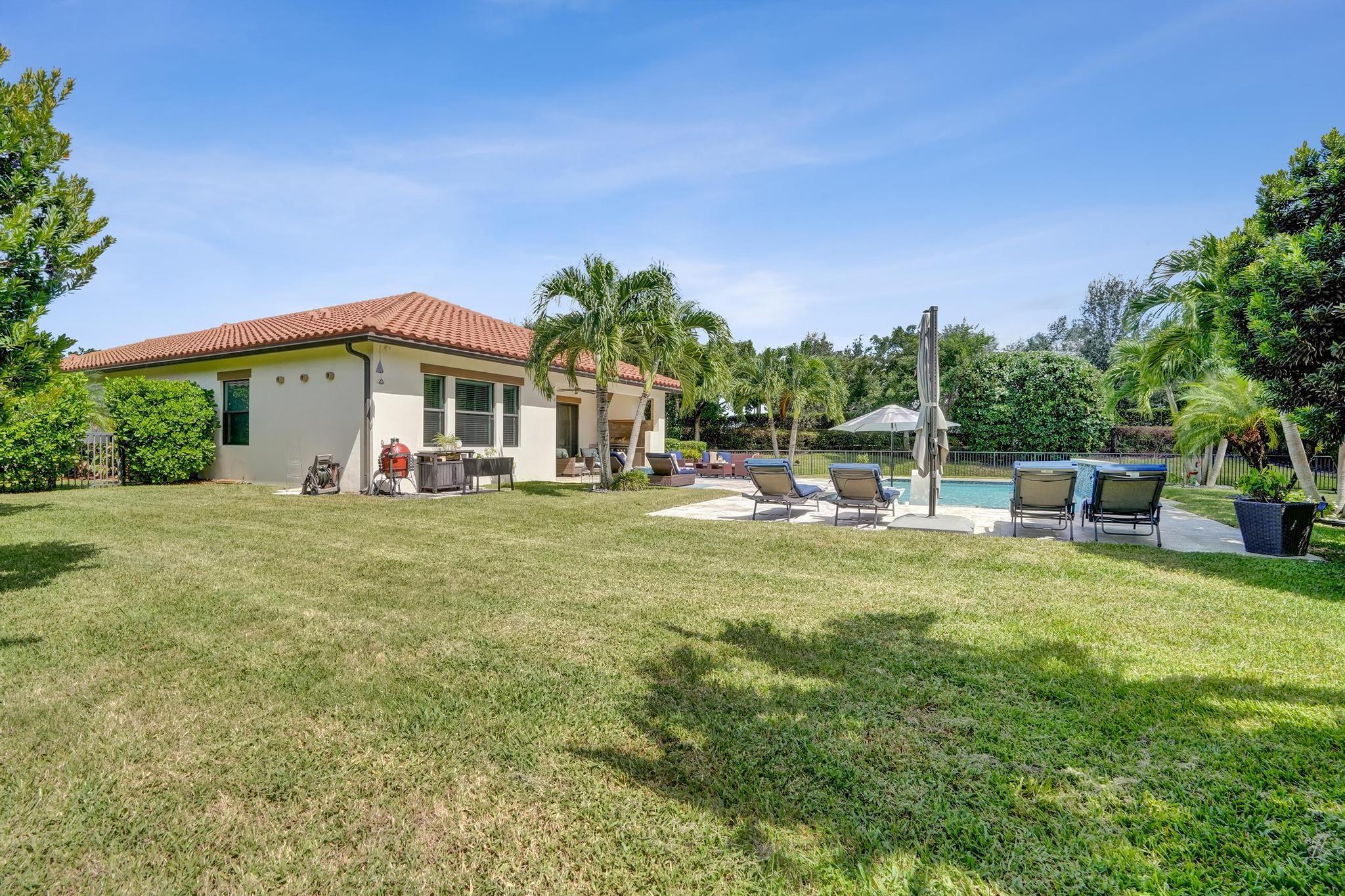 11720 Eastlake Ct