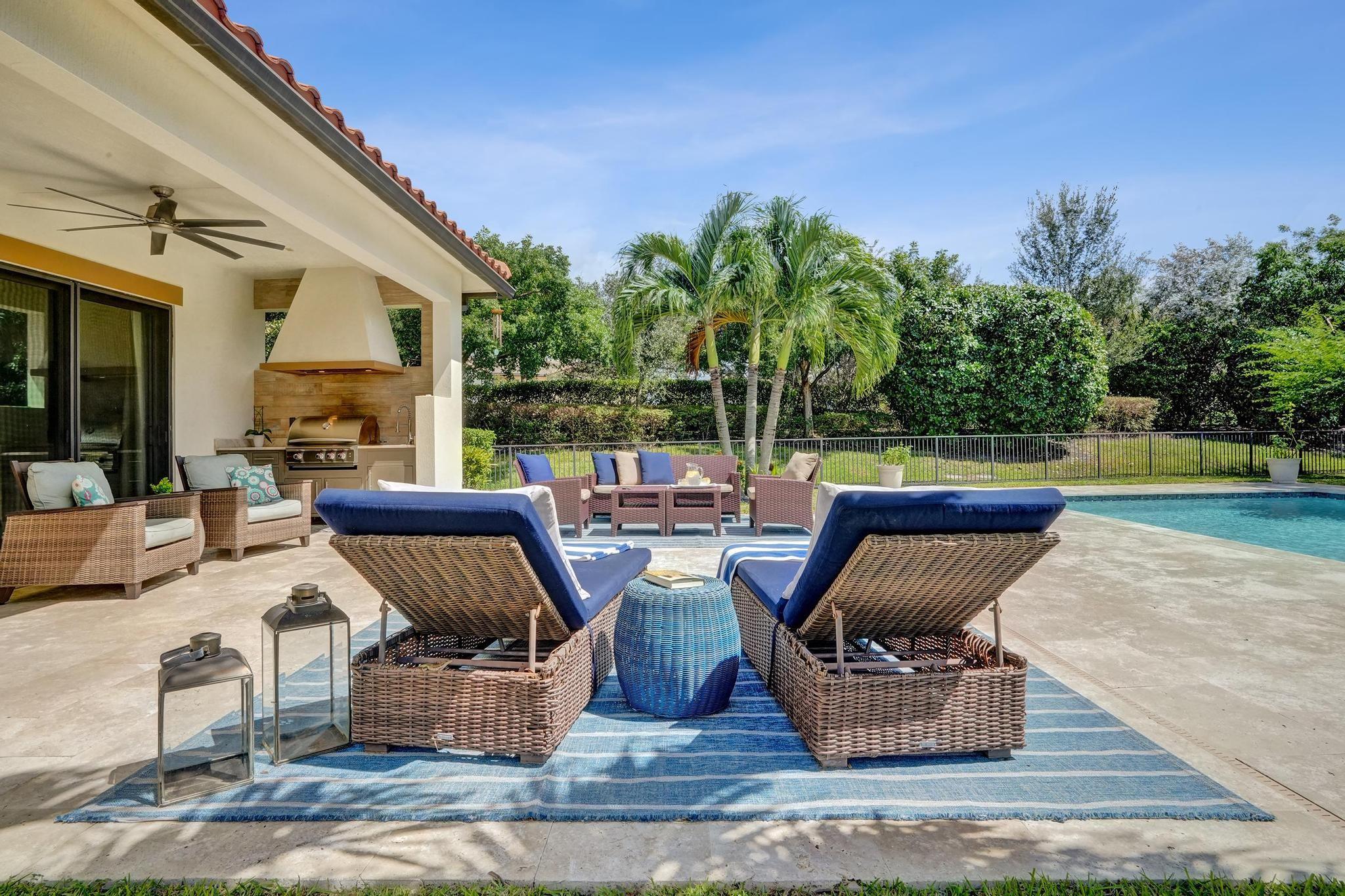 11720 Eastlake Ct