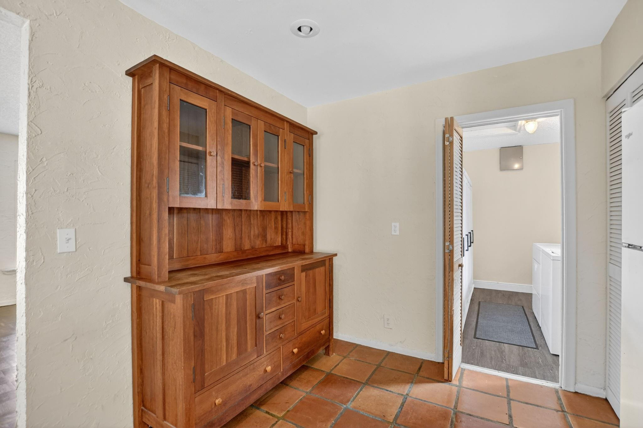 501 NW 54th St