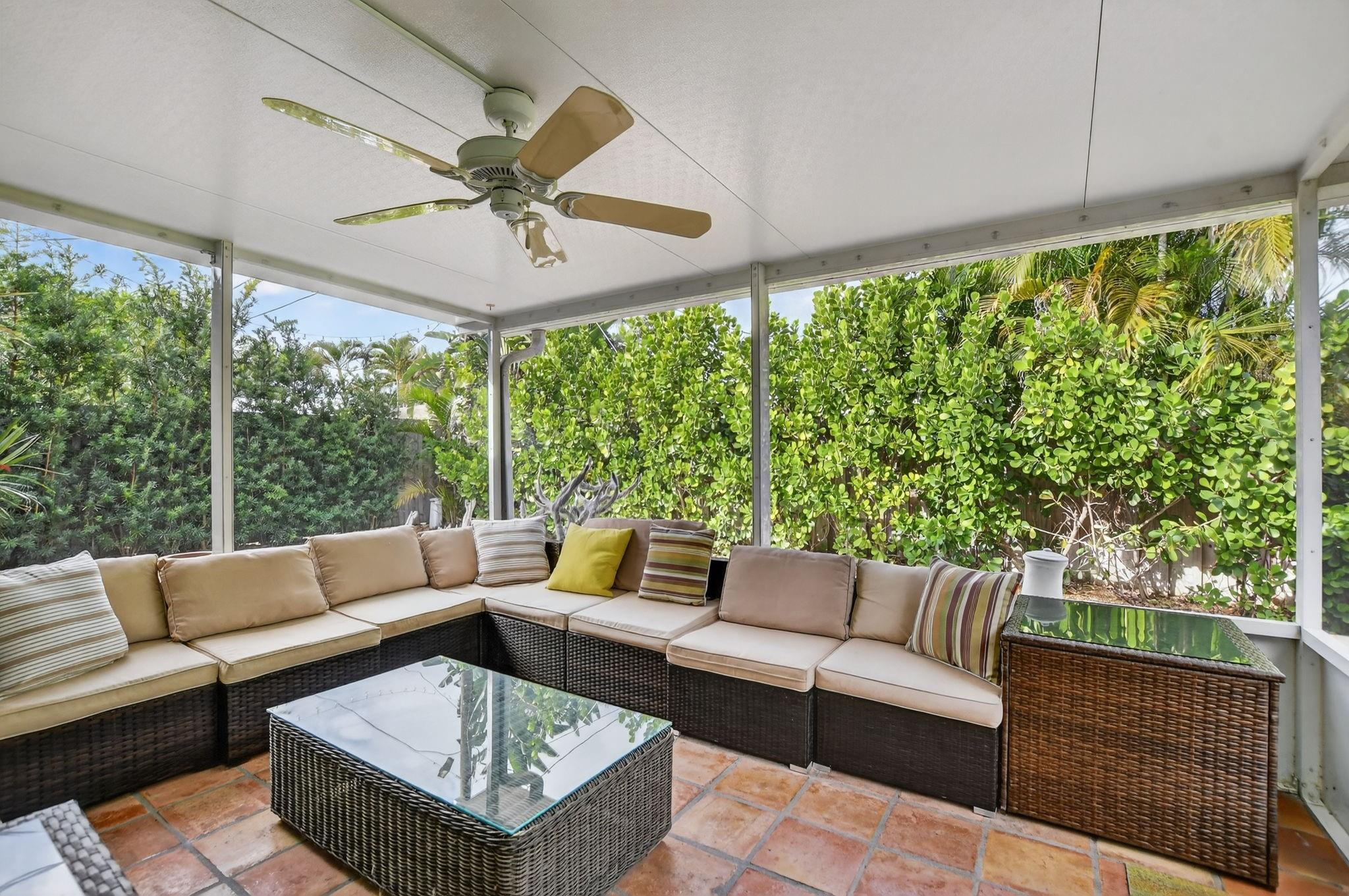 501 NW 54th St