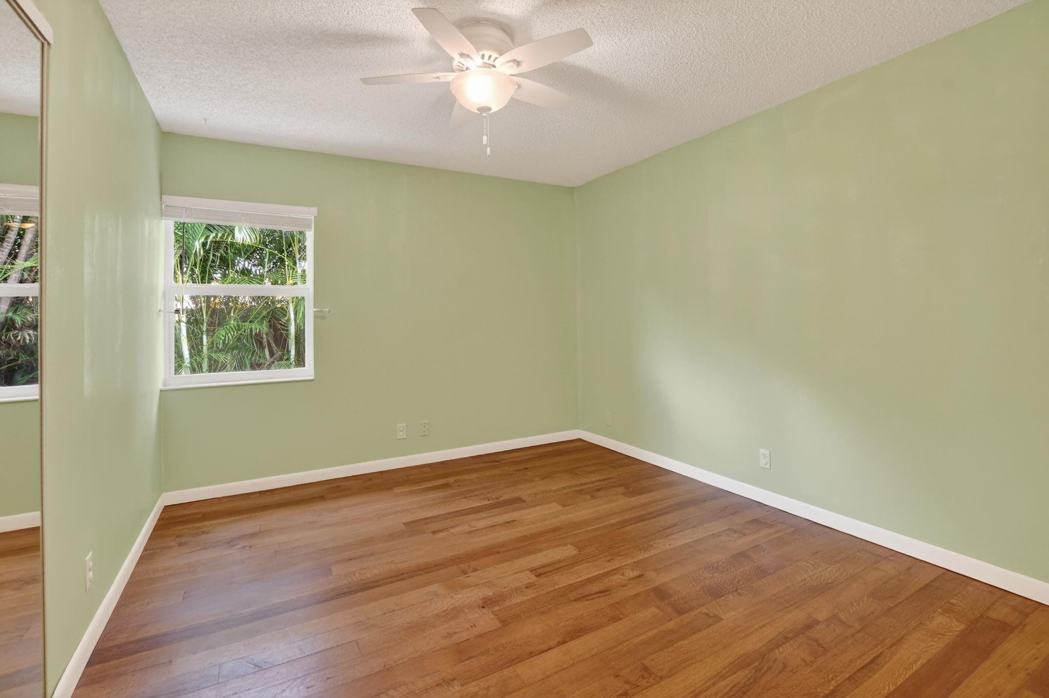 501 NW 54th St