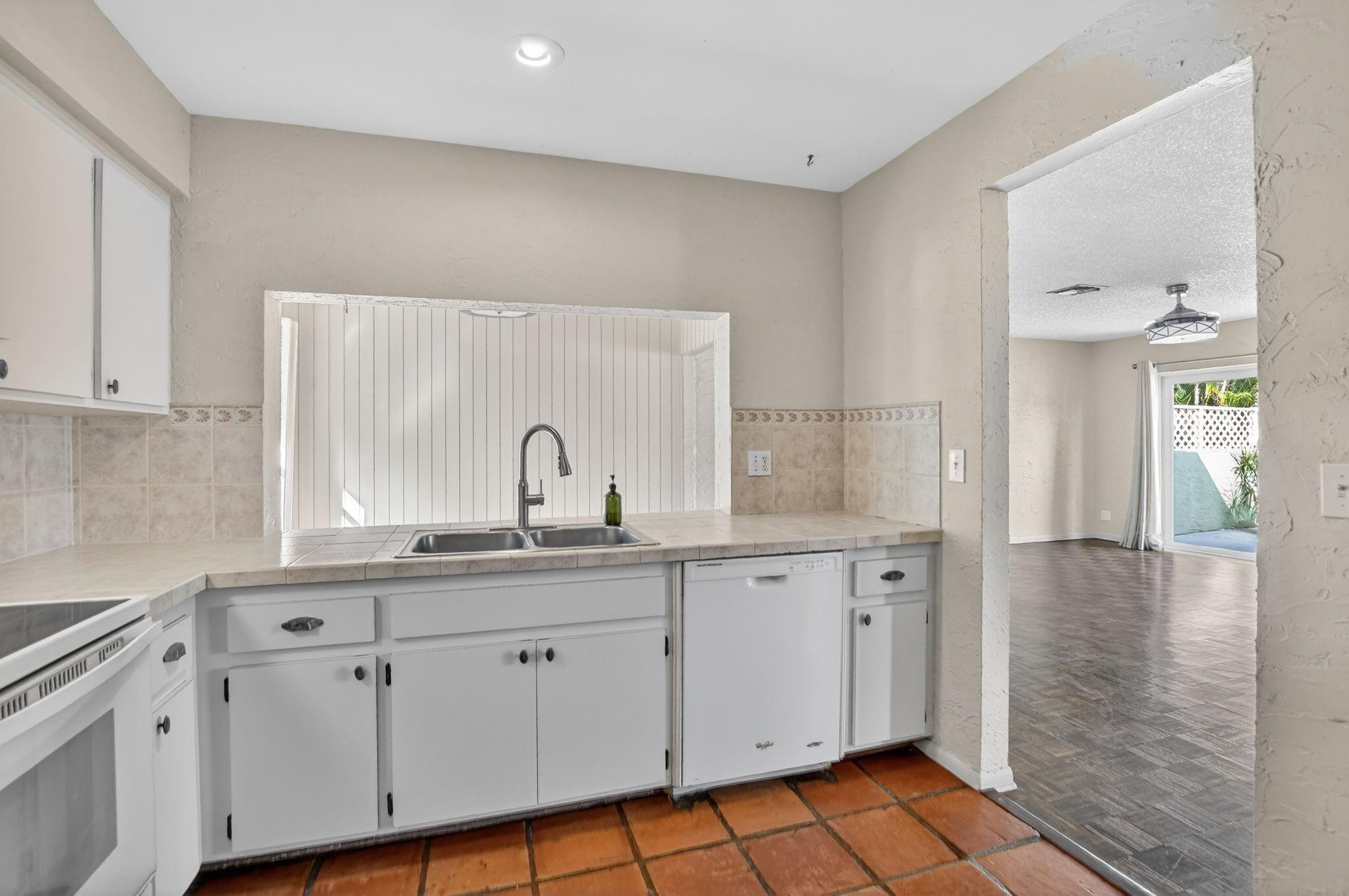 501 NW 54th St