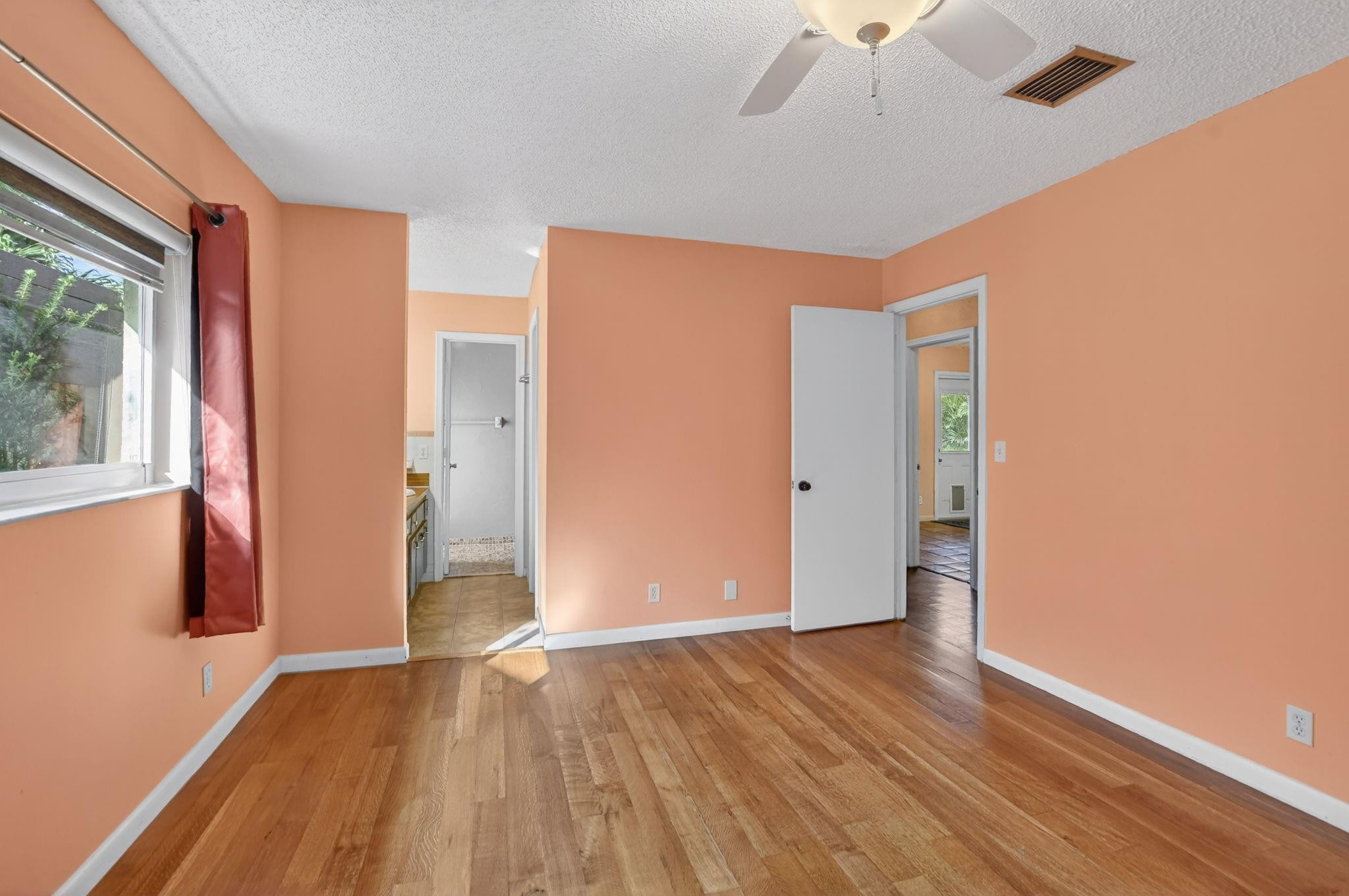501 NW 54th St