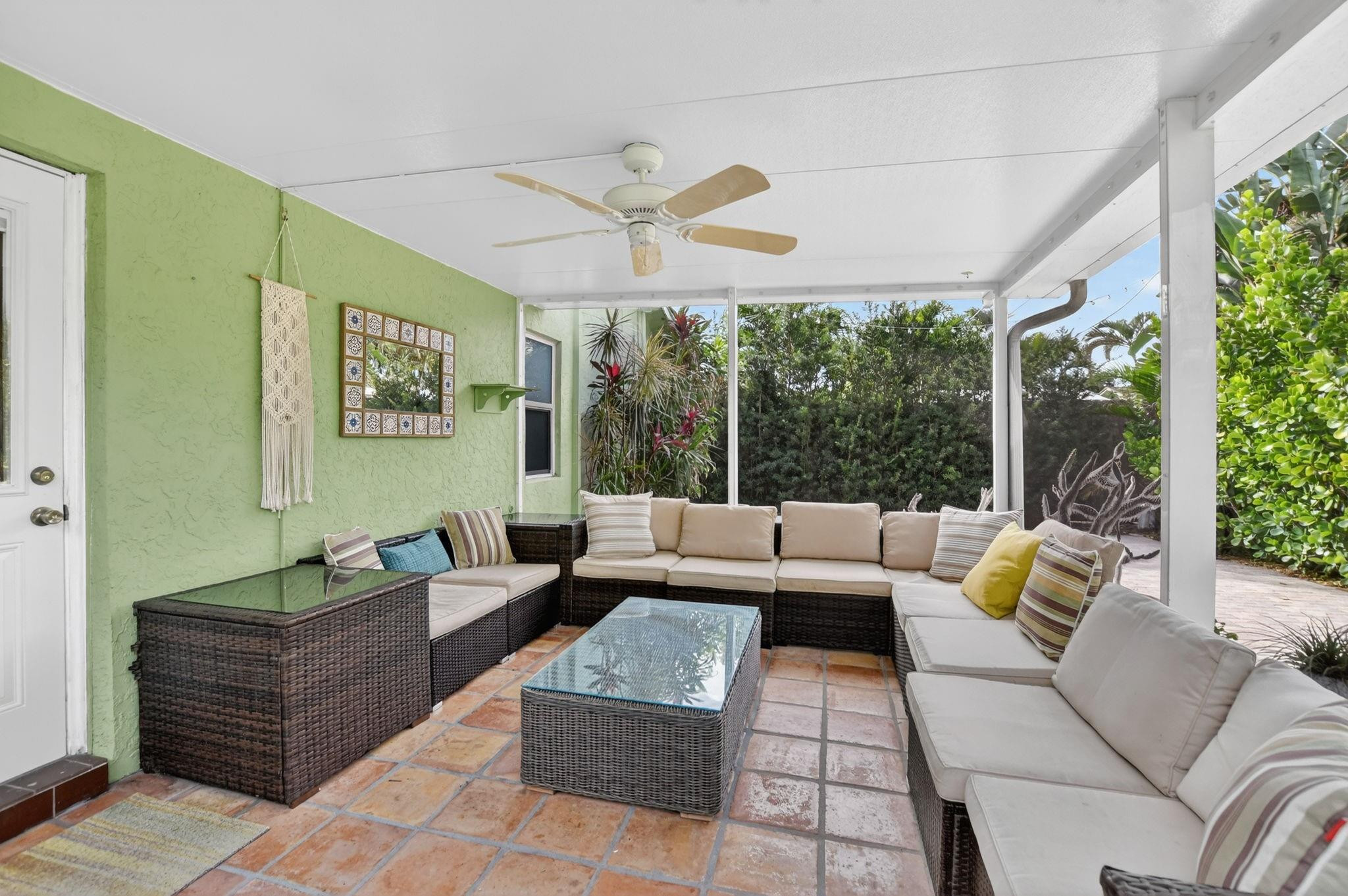 501 NW 54th St