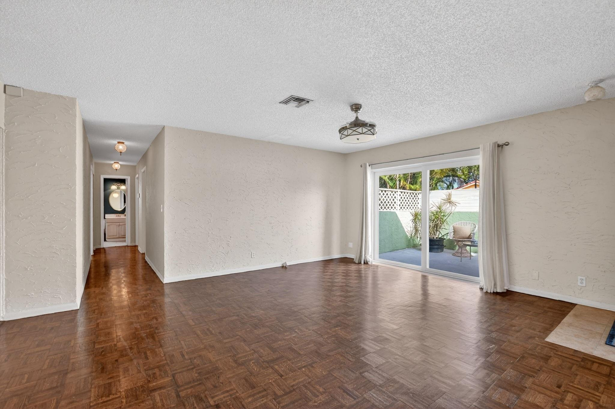 501 NW 54th St