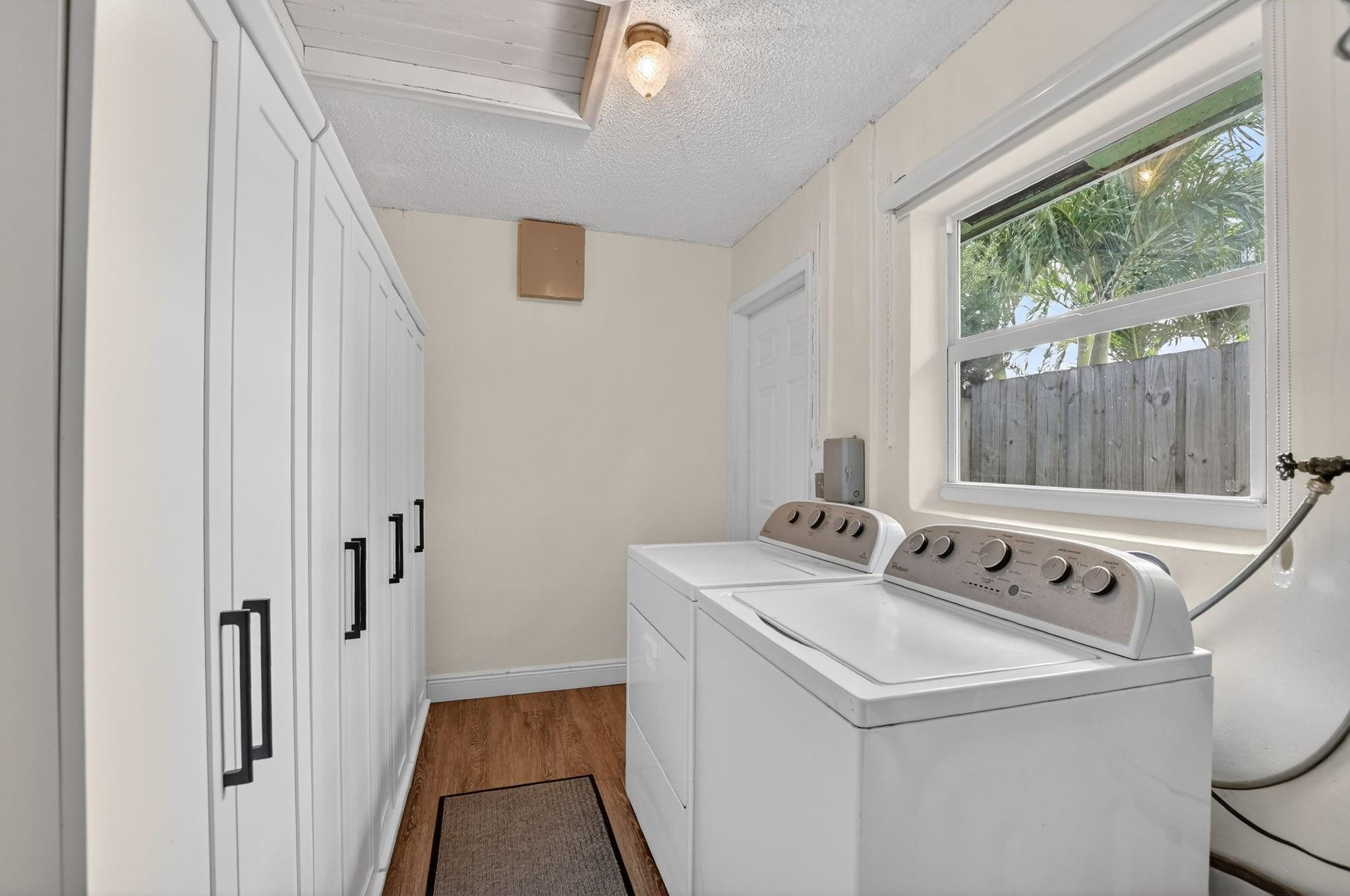 501 NW 54th St