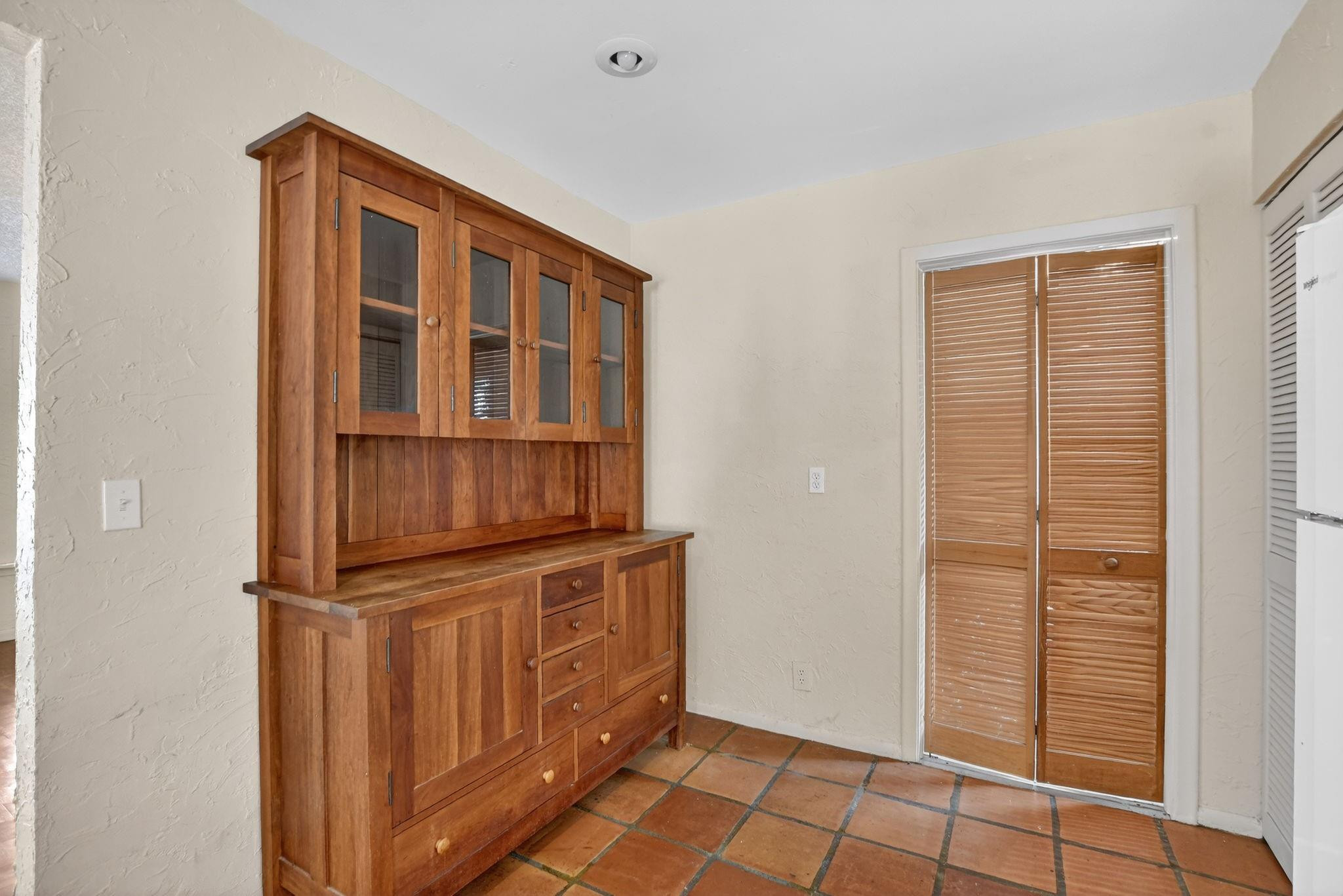 501 NW 54th St
