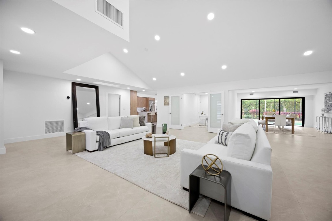 7571 Estrella Circle, Boca Raton