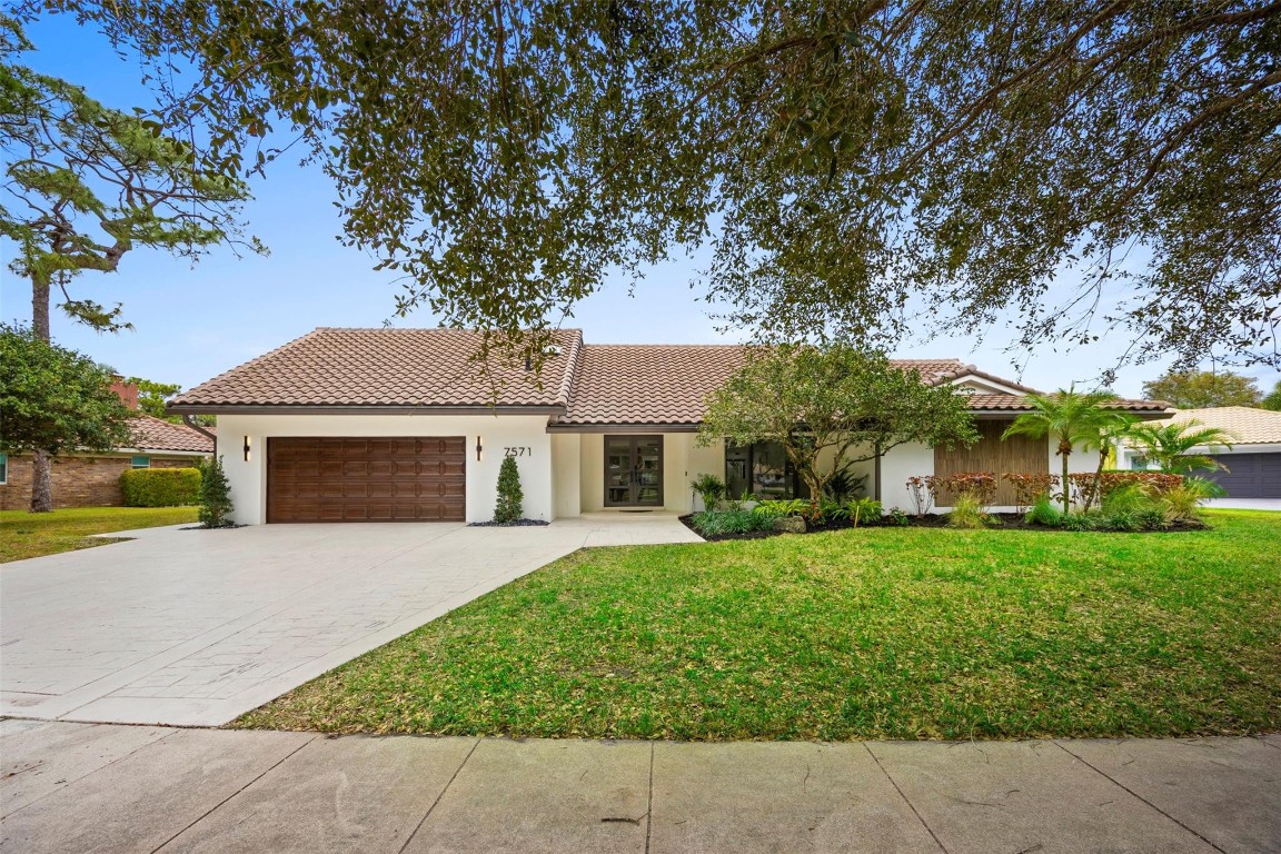 7571 Estrella Circle, Boca Raton