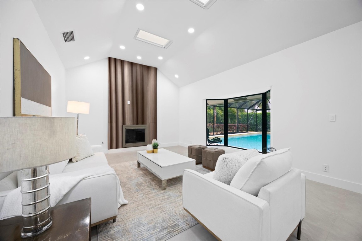 7571 Estrella Circle, Boca Raton