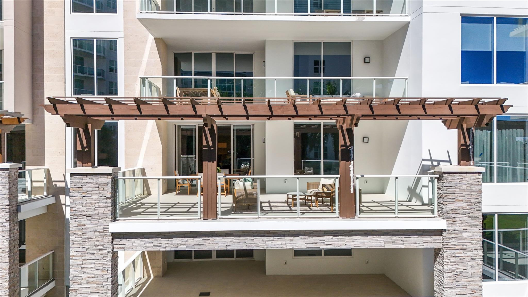 220 SE Mizner 314