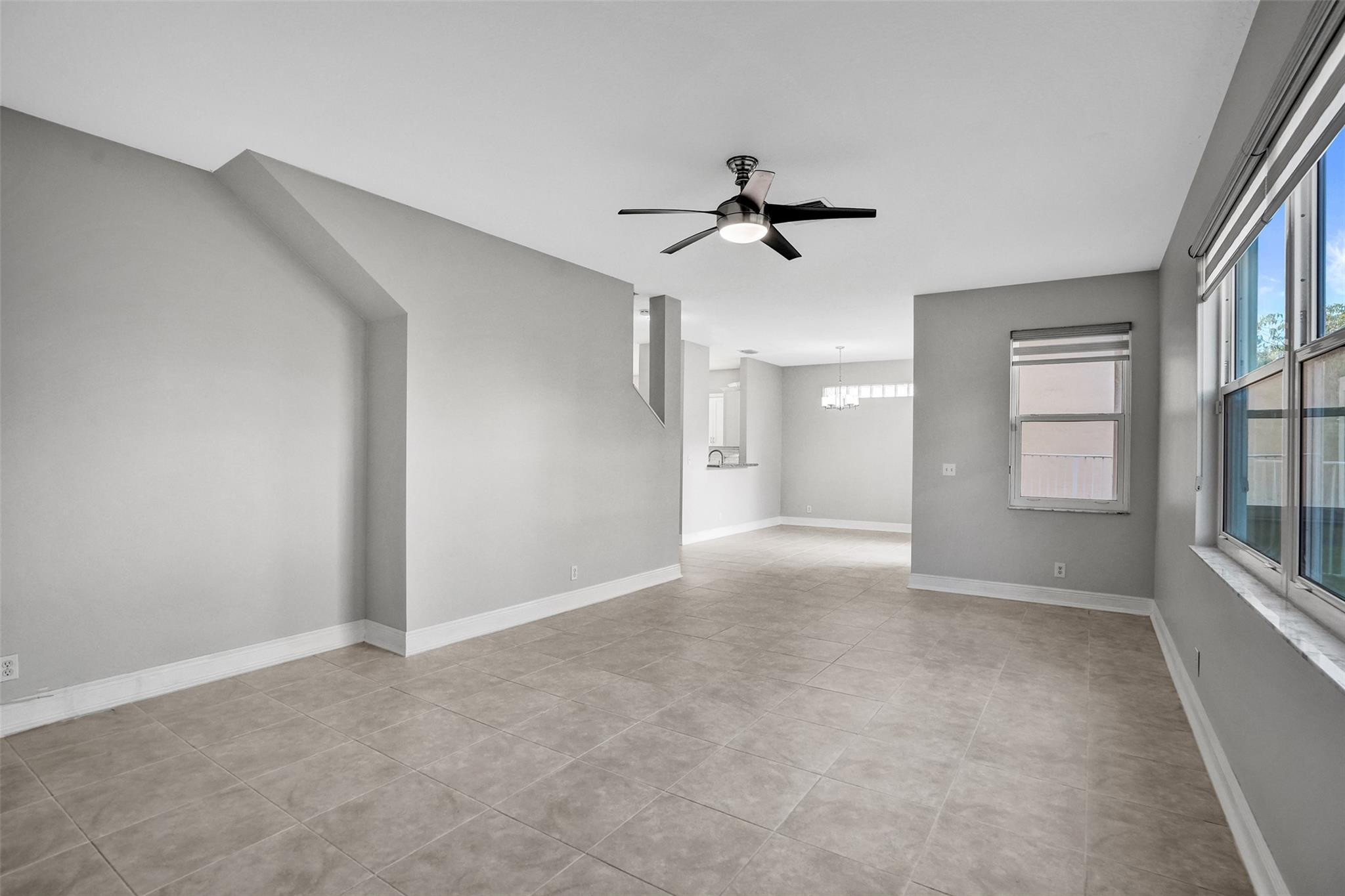 869 NW 127th Avenue