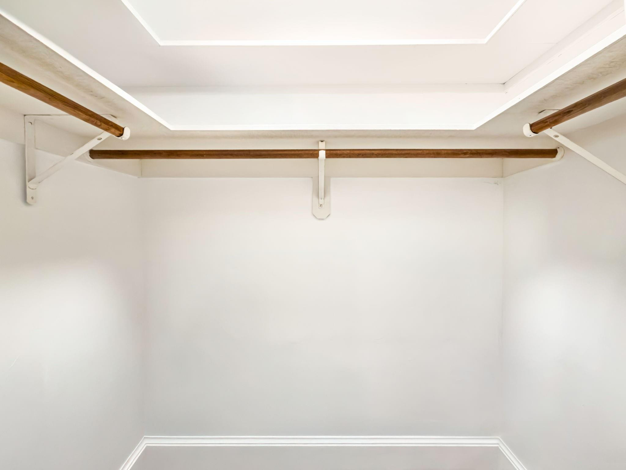 2301 NE 36th Street 202