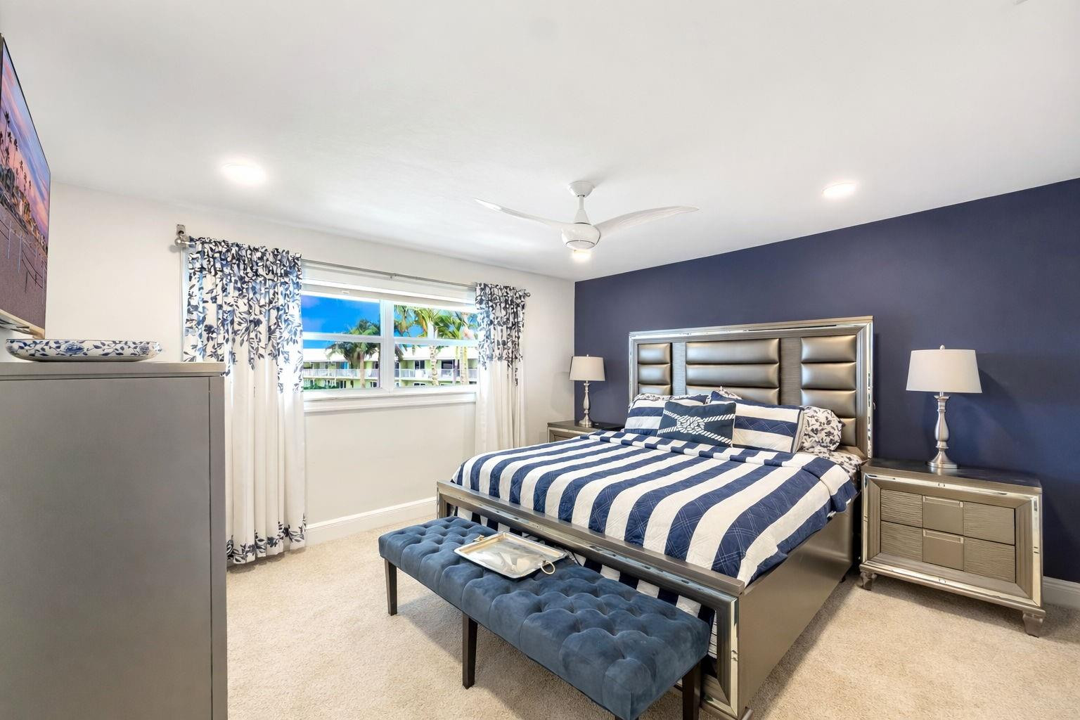 2301 NE 36th Street 202