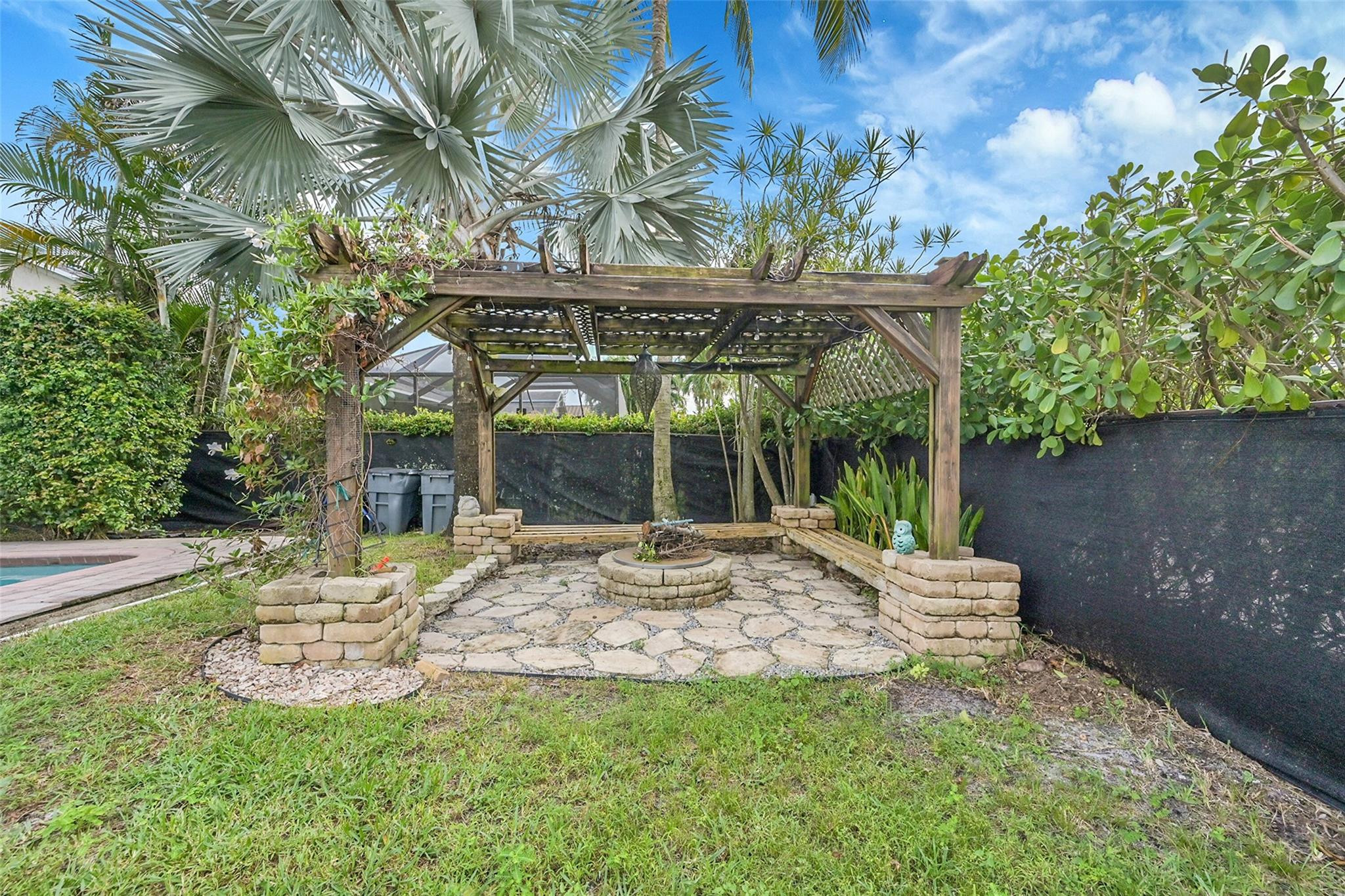 5149 NW 47th Avenue