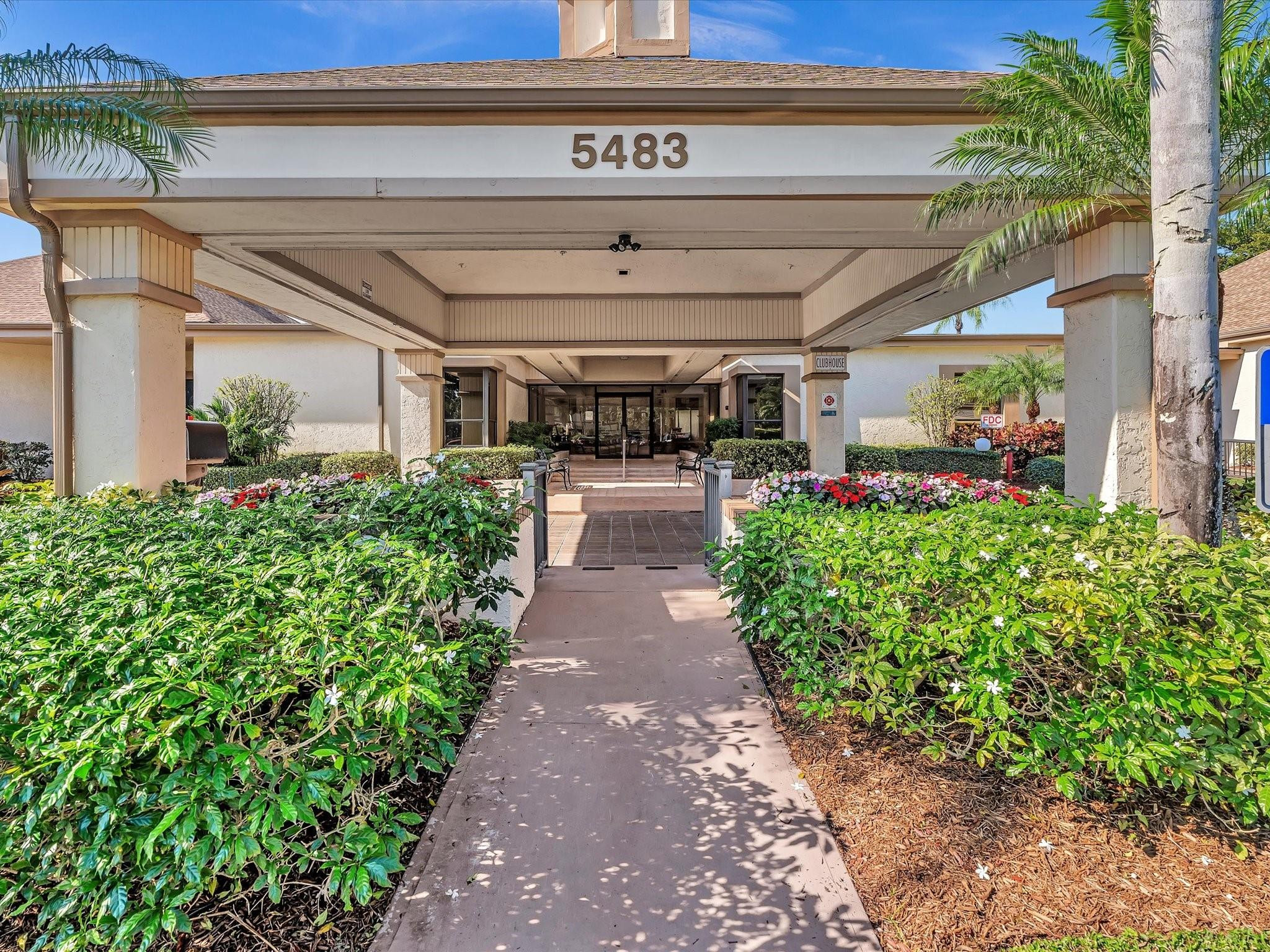 5087 Oak Hill Lane 312