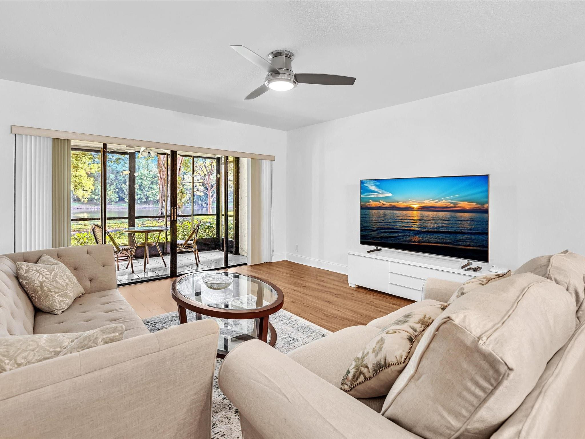 5087 Oak Hill Lane 312