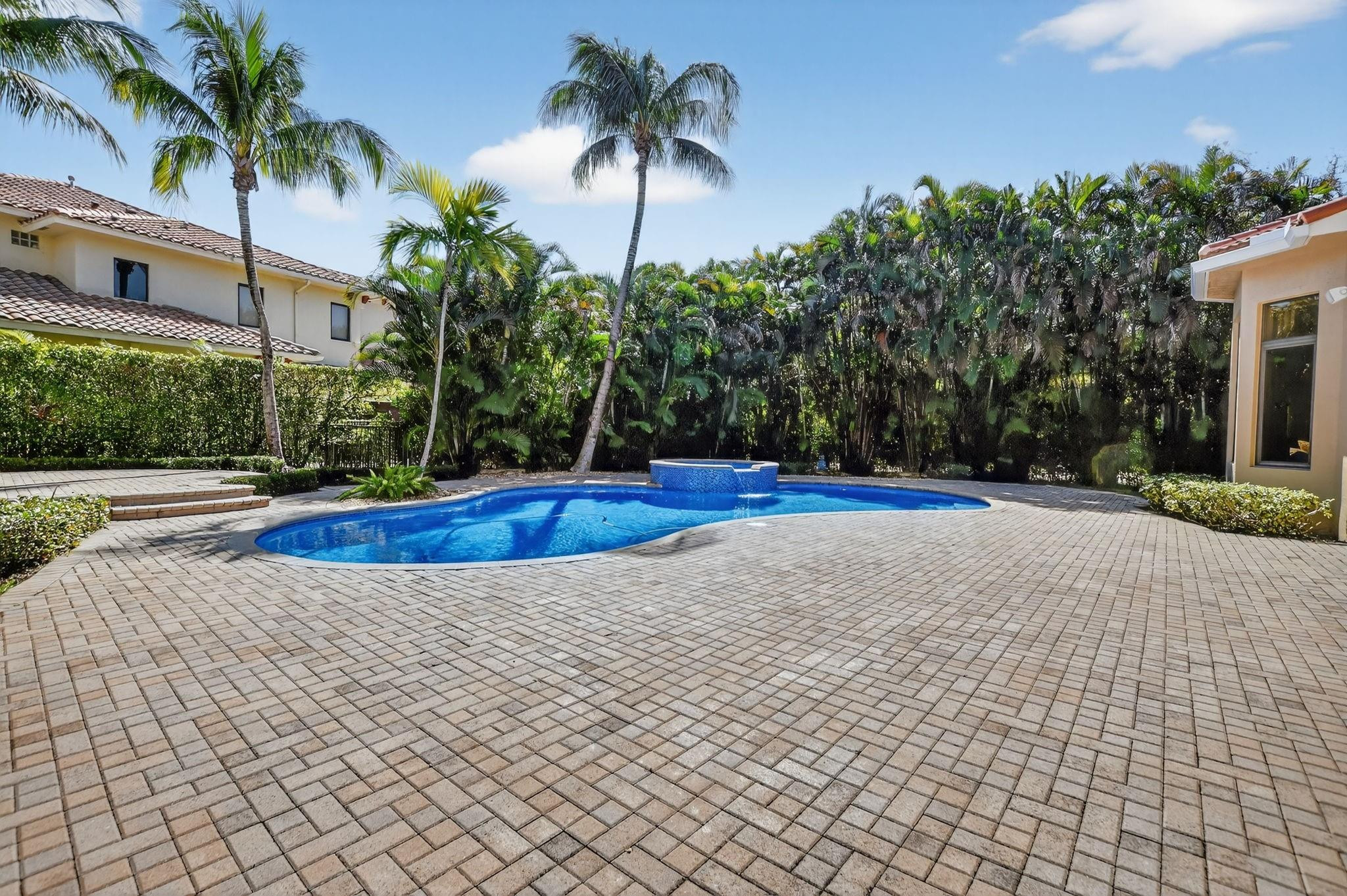 17714 Lomond Court