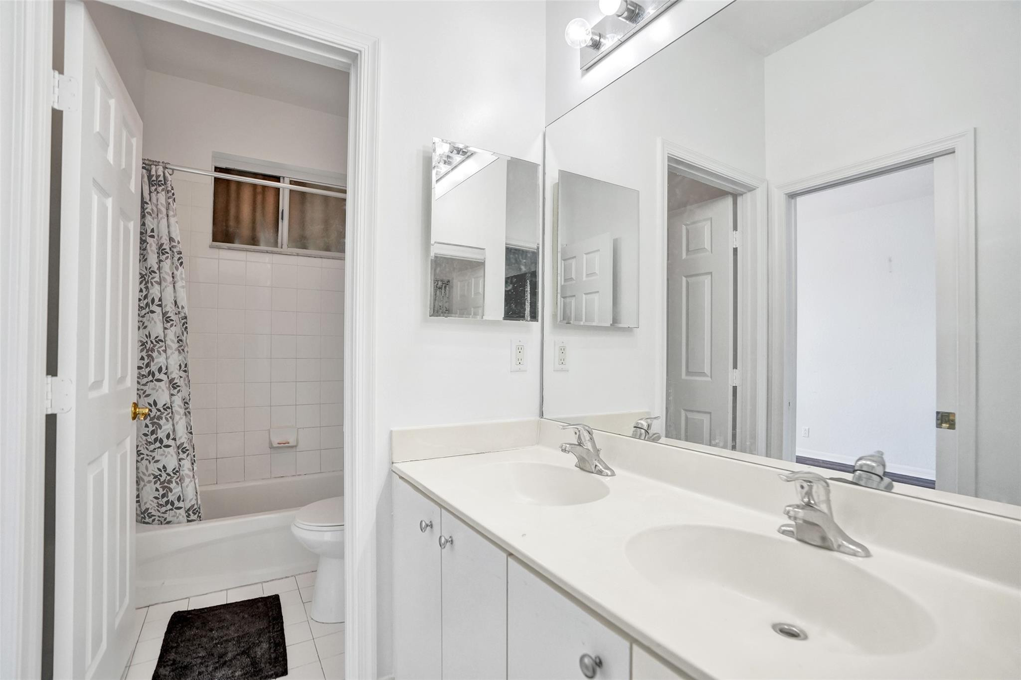 3313 NW 29th Court, Lauderdale Lakes