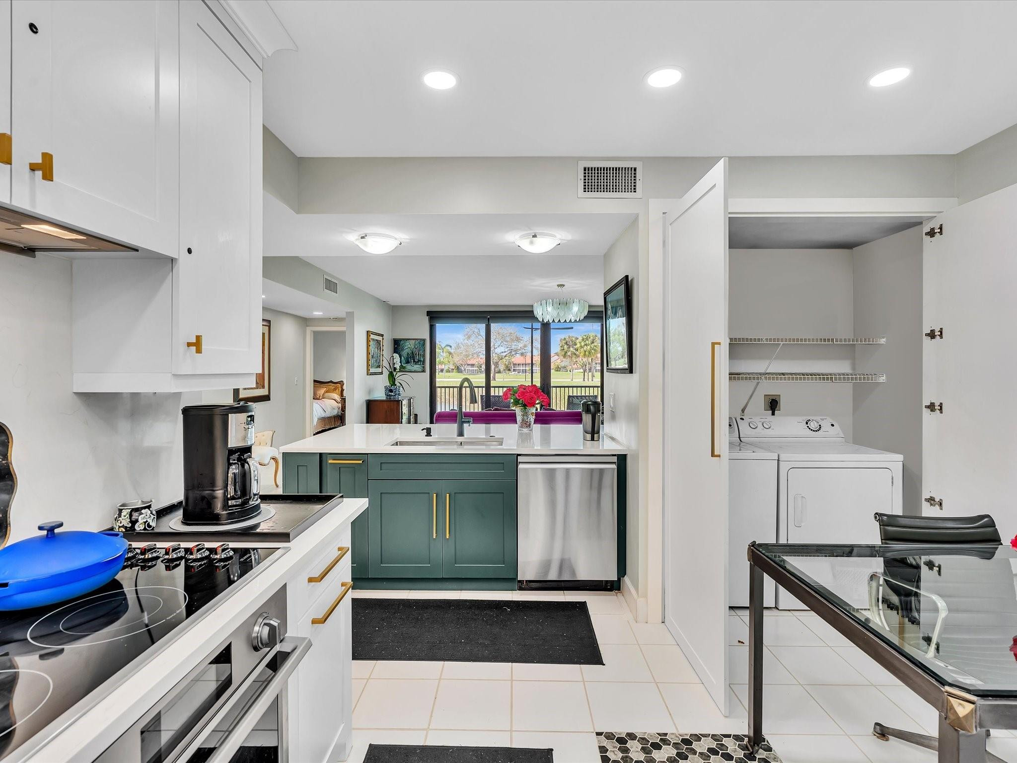 14 - L - L ElmRidge Drive 7642