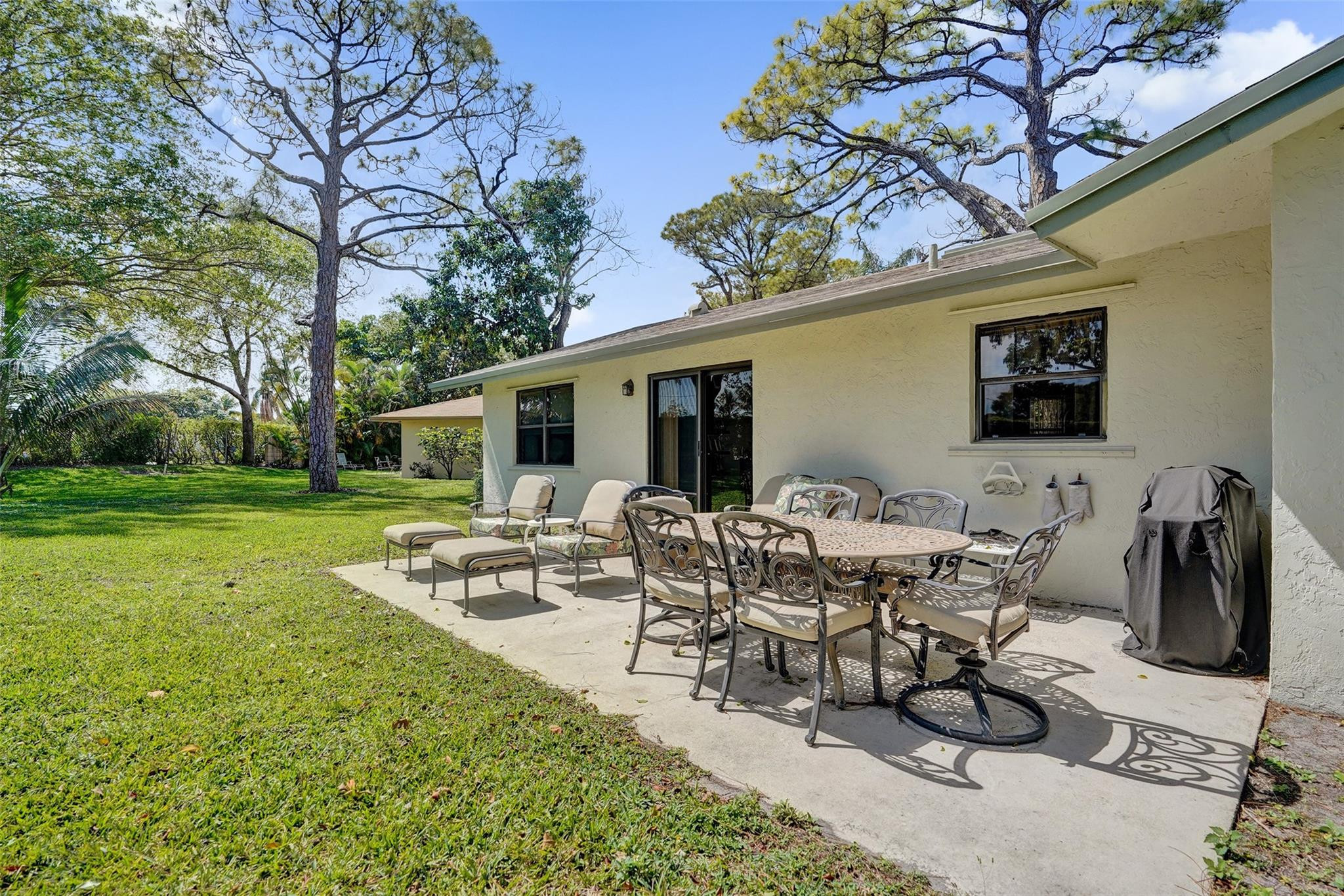 715 NW 23rd Lane