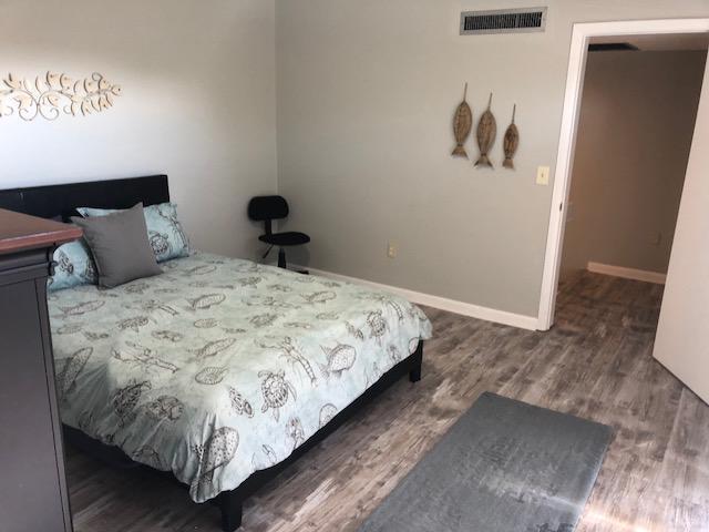 825 Center Street 26c