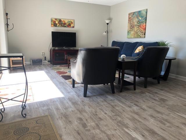 825 Center Street 26c