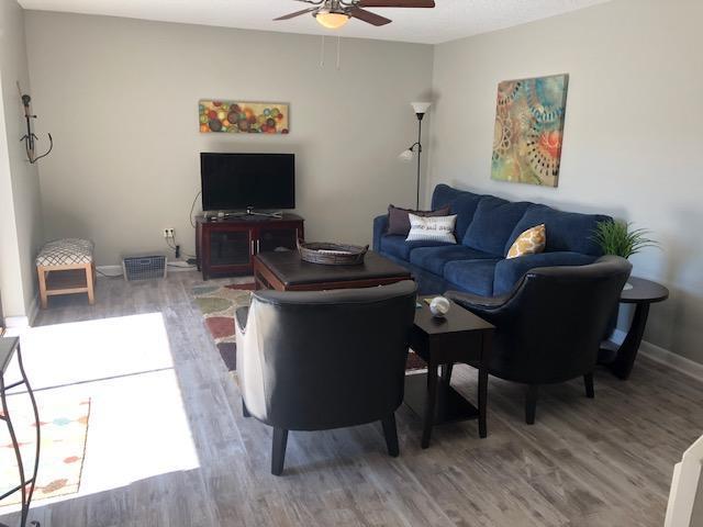 825 Center Street 26c