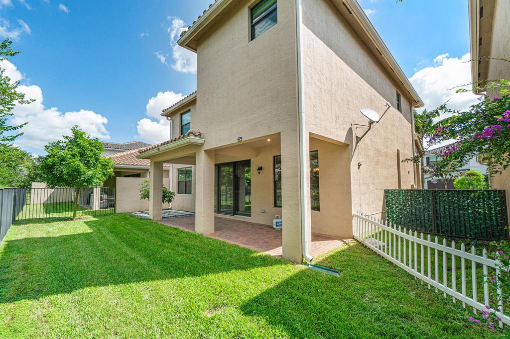 13691 Moss Agate Avenue