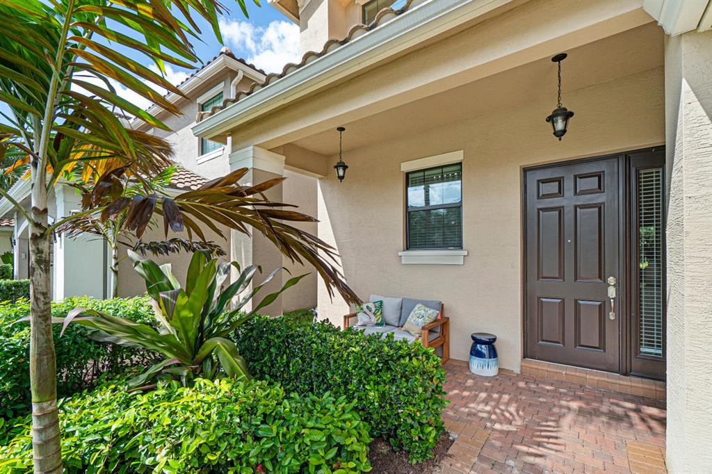 13691 Moss Agate Avenue