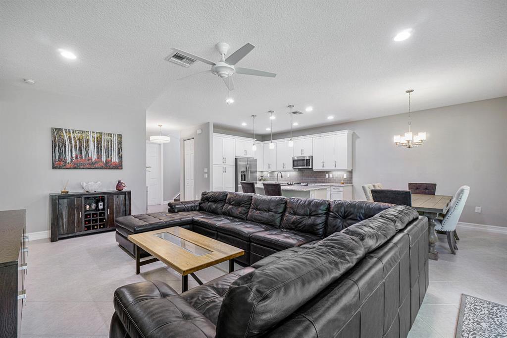 13691 Moss Agate Avenue