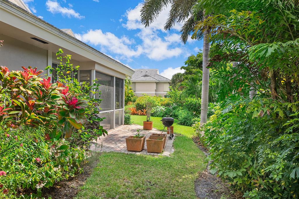 660 Forsyth Street Unit: 7
