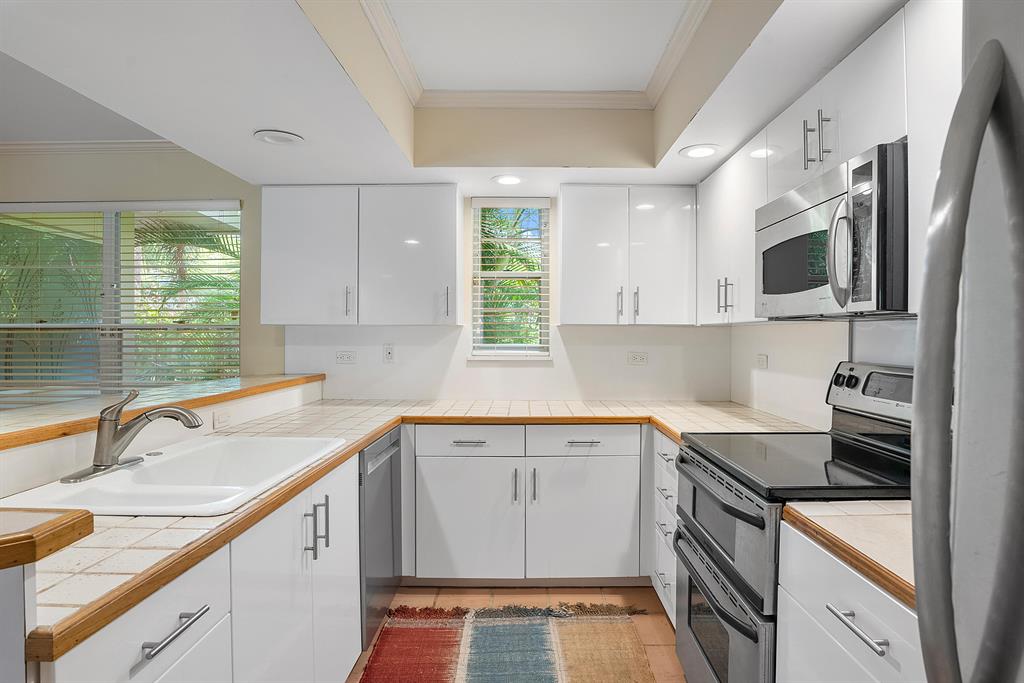 660 Forsyth Street Unit: 7
