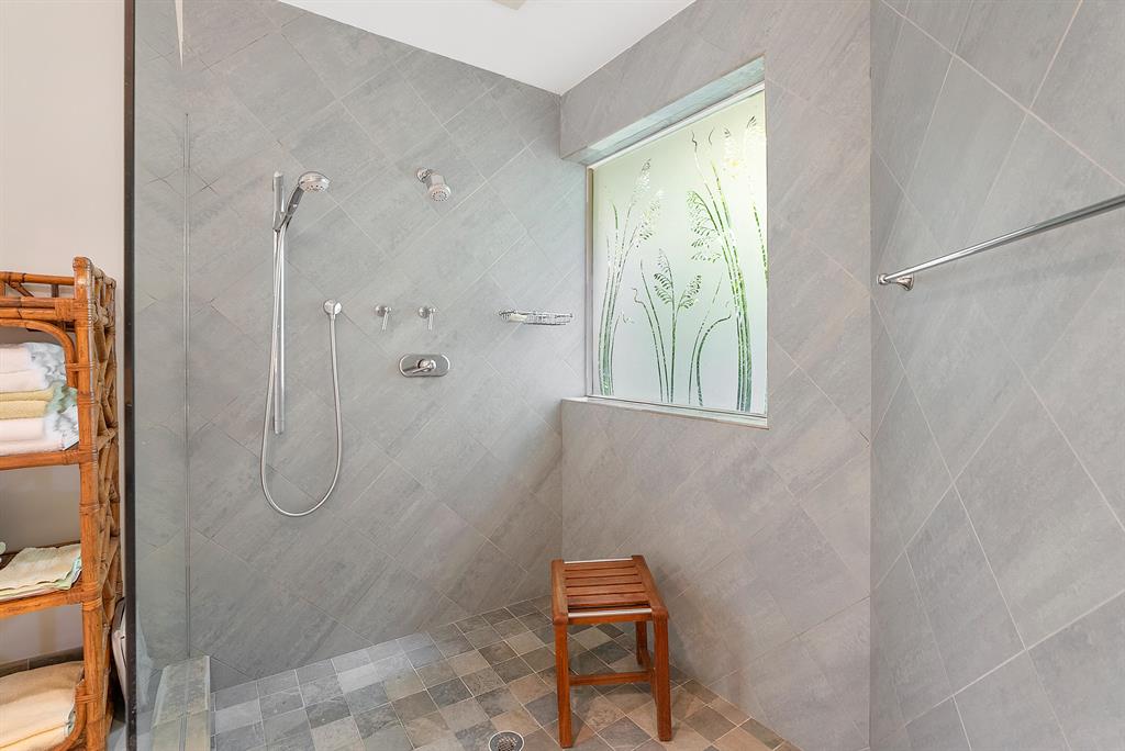 660 Forsyth Street Unit: 7