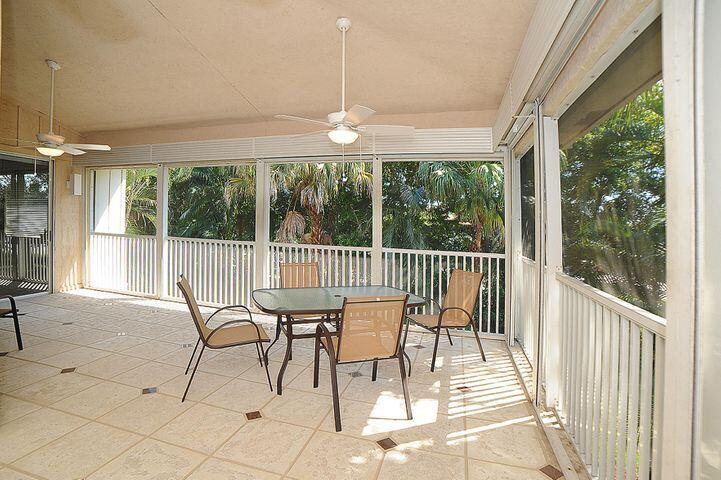 2464 NW 59th Street Unit: 1103