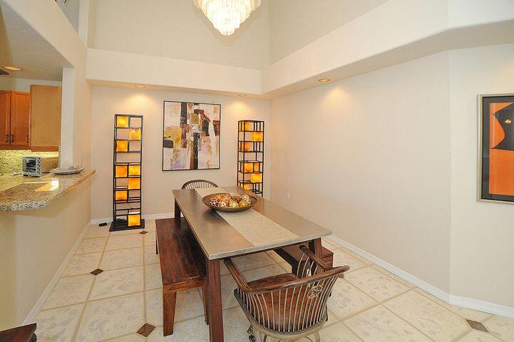 2464 NW 59th Street Unit: 1103