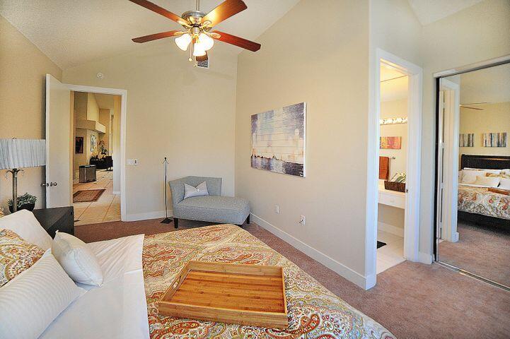 2464 NW 59th Street Unit: 1103
