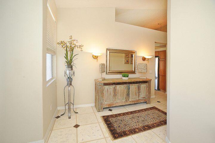 2464 NW 59th Street Unit: 1103