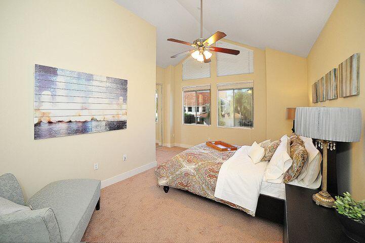 2464 NW 59th Street Unit: 1103