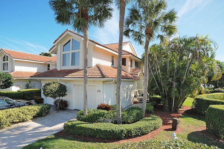 2464 NW 59th Street Unit: 1103