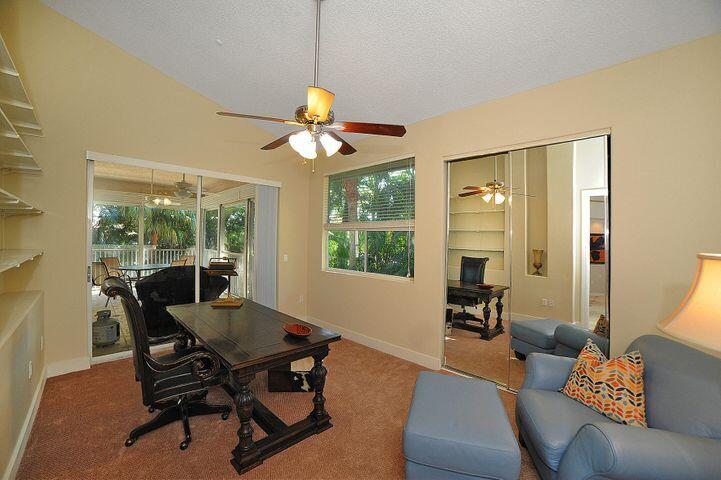 2464 NW 59th Street Unit: 1103